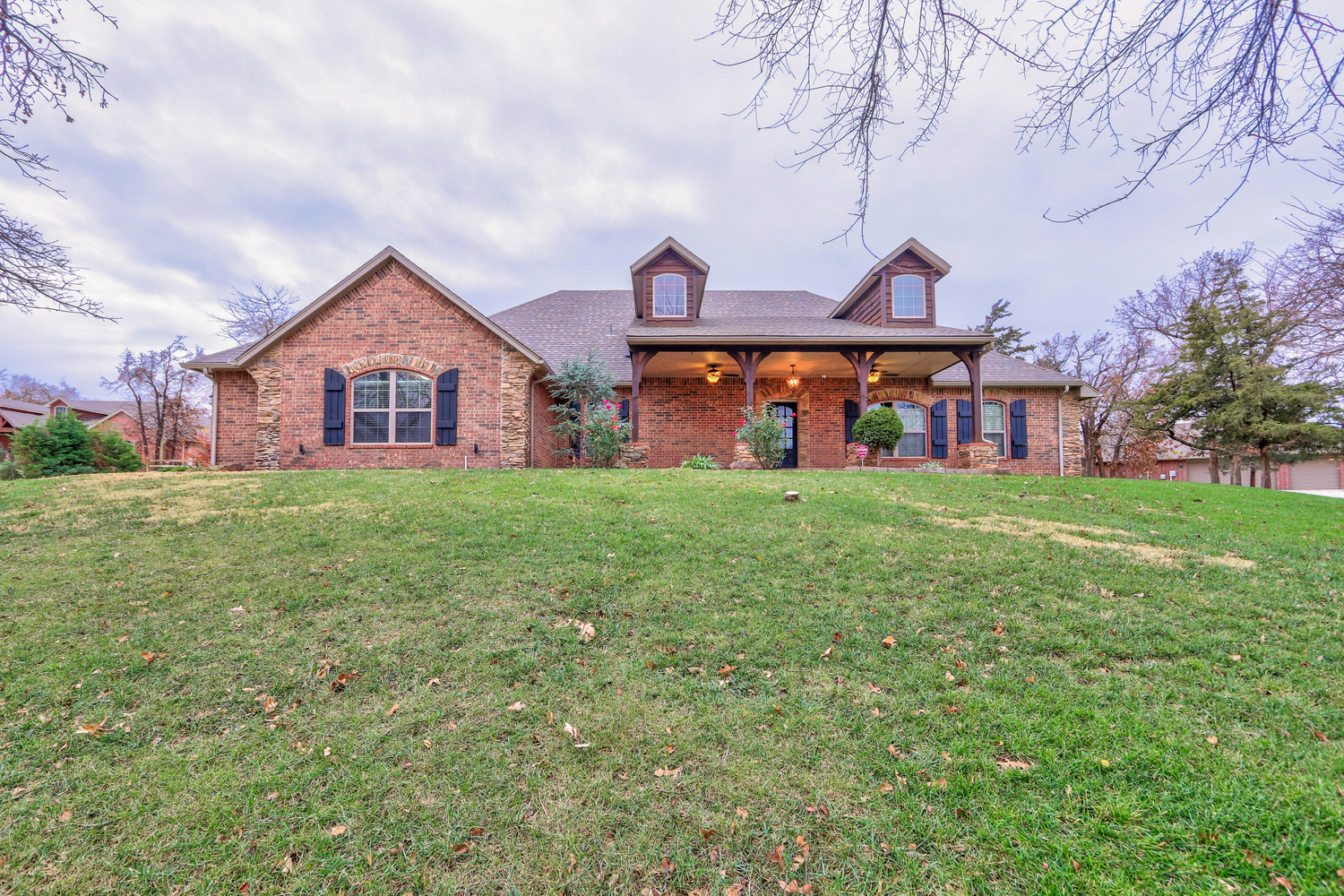 730 Green Meadows Court Edmond, Oklahoma 73025 Nested Tours